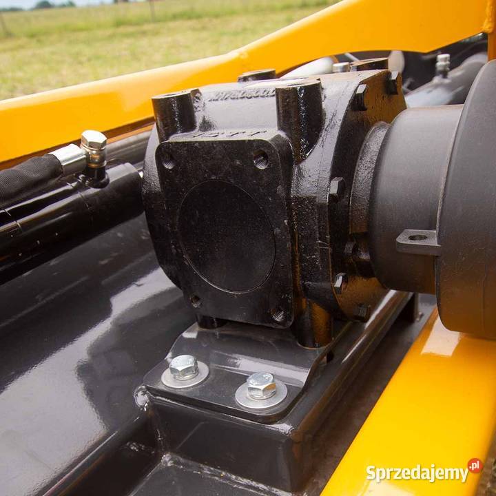 Kosiarka bijakowa 24 m z hydraulicznym wysuwem