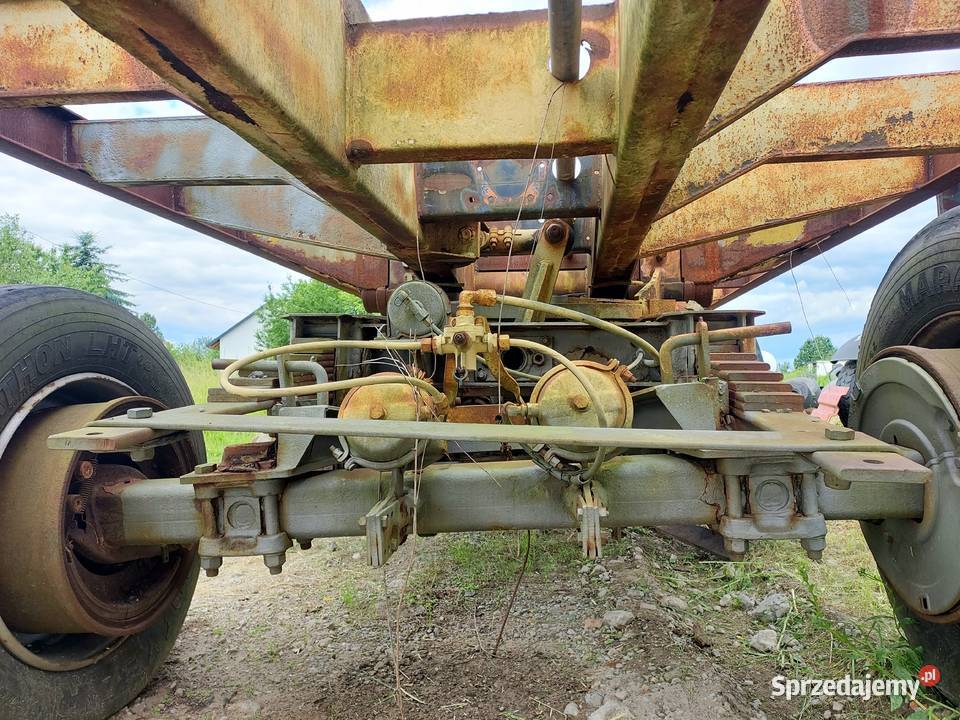 Naczepa 3osiowa osie skrętne 11 m Łazy sprzedam