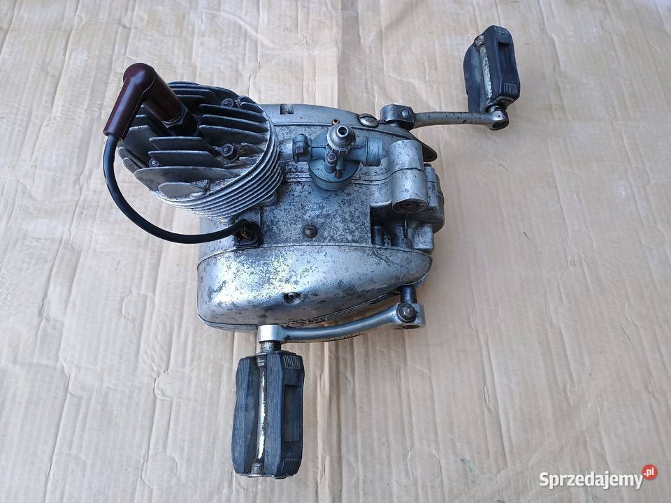 Komar silnik zabytkowy Kurzętnik sprzedam