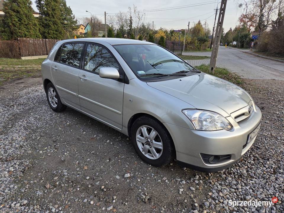 Toyota Corolla E12 20 D4D wersja SOL srebrny Grodzisk Mazowiecki