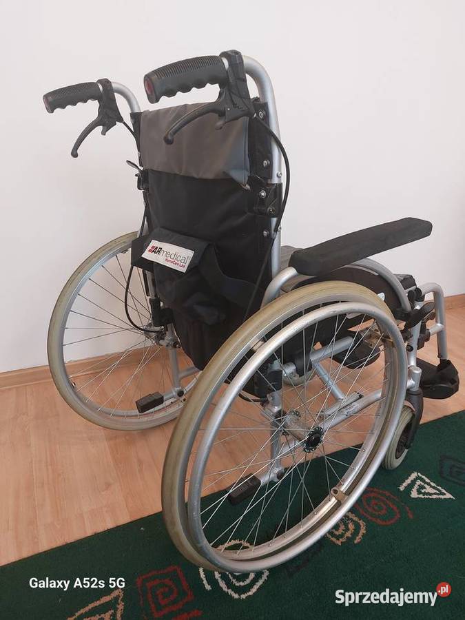 Wózek inwalidzki lekki sprzedam