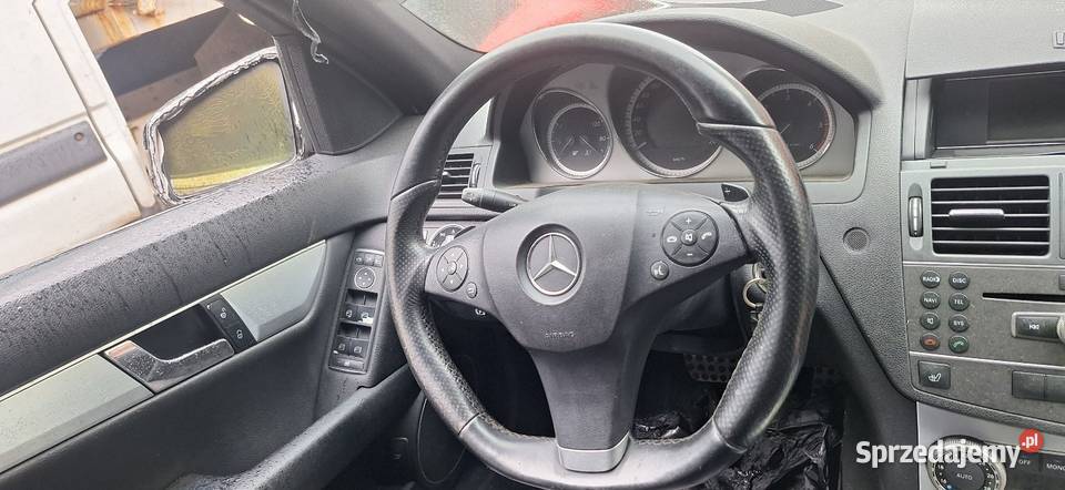 Mercedes w204 części uszkodzony
