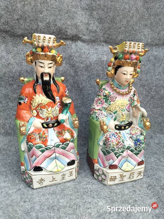 Duże chińskie figurki z porcelany wielkopolskie