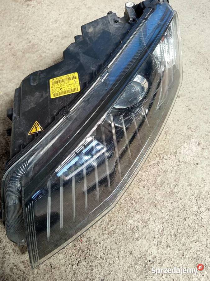 Reflektor lewy octavia lll Xenon skrętny osobowe