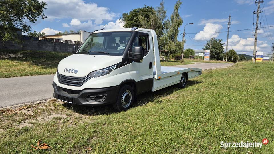 Iveco Daily Zabudowa Autolaweta Laweta Najazd Kielce sprzedam