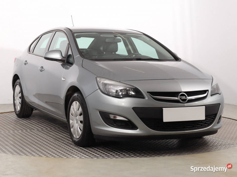 Opel Astra 16 16V klimatyzacja