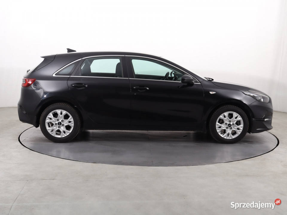 Kia Ceed 10 TGDI nieuszkodzony Katowice