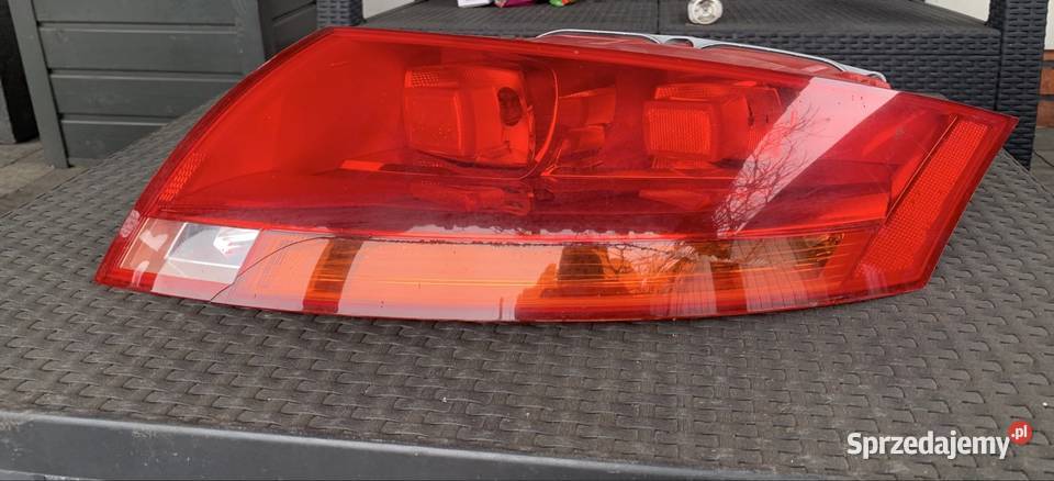 Lampy Audi TT 8J Tylne 20tfsi Rok produkcji 2007 Lampy tylne Gizałki