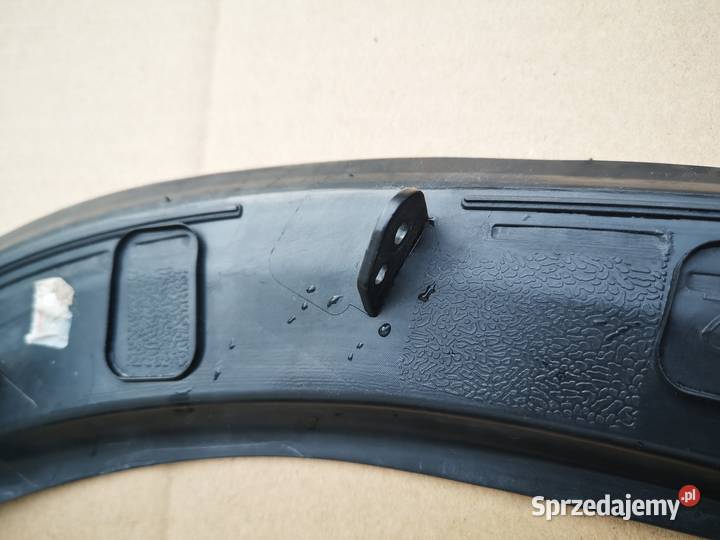 Ślizg osłona lampy prawy tył Chevrolet Malibu IV