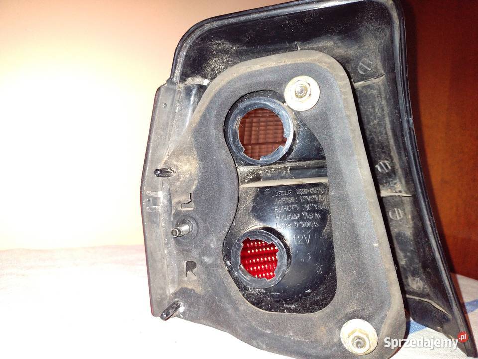 Sprzedam lampa tylna Mitsu Galant kombi 2000 Wrocław