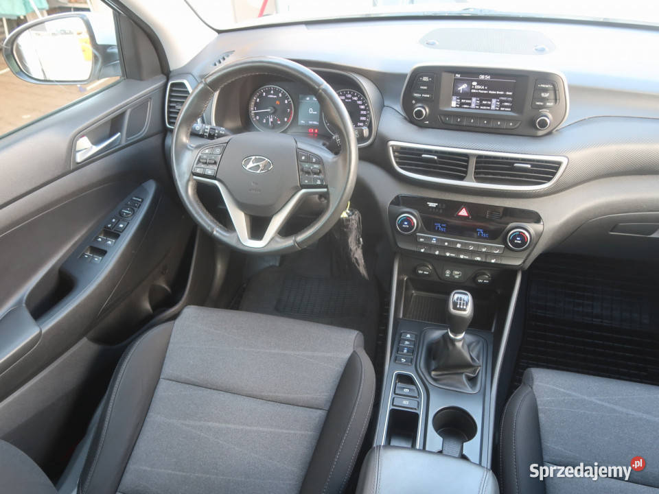 Hyundai Tucson 16 GDI klimatyzacja