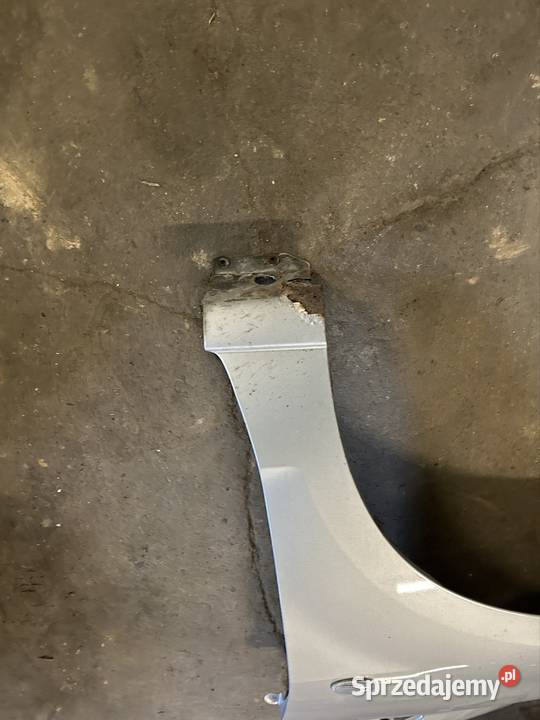 Błotnik prawy lewy przód Mazda 5 srebrny Kęty