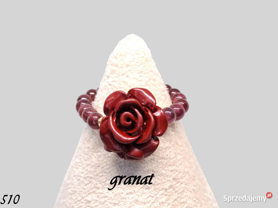 Pierścionek z różą i kulkami granatu GRANAT 510 Warszawa