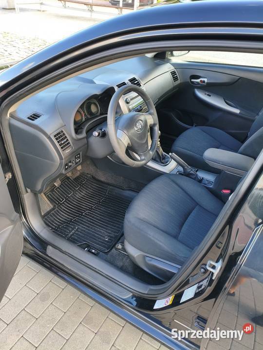Sprzedam toyotę corrole Toyota śląskie sprzedam