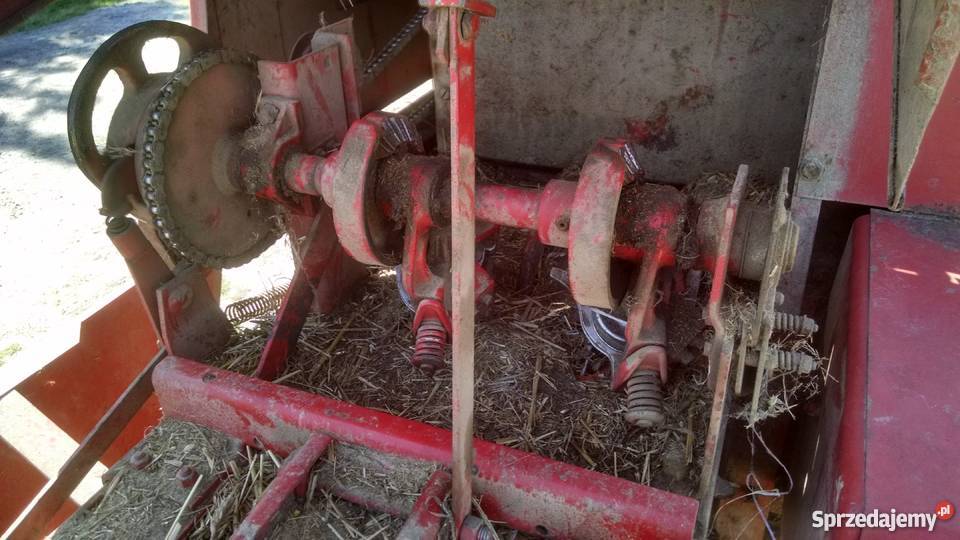 Prasa kostkująca MASSEY FERGUSON 124 Glinik Średni