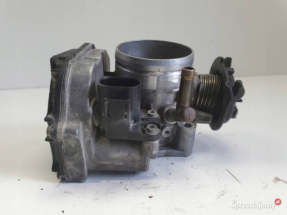 PRZEPUSTNICA Audi A4 B5 16 8V 037133064D osobowe Chełm