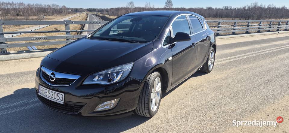 Opel ASTRA J 16 hb 5d COSMO119tkm Bełchatów