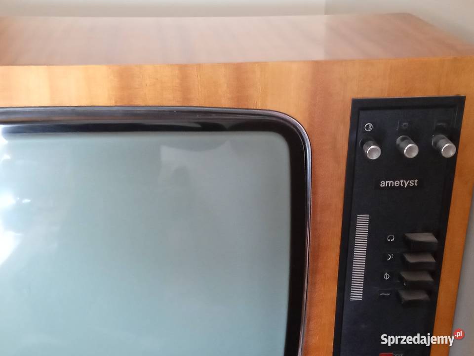 kultowy telewizor z PRL Płock