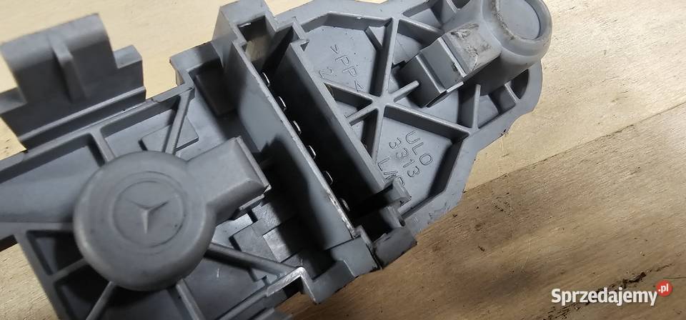 Wkład lampy tył mercedes w203 kombi ulo 3313 Zbąszyń sprzedam