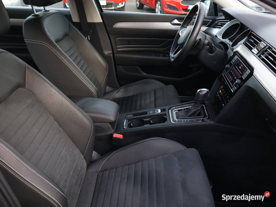VW Passat 20 TSI ABS Motoryzacja