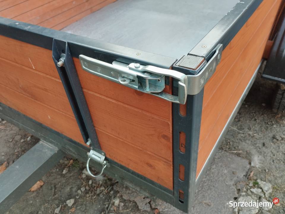 przyczepka do traktorka nieuszkodzony Przyczepy rolnicze śląskie Rudno