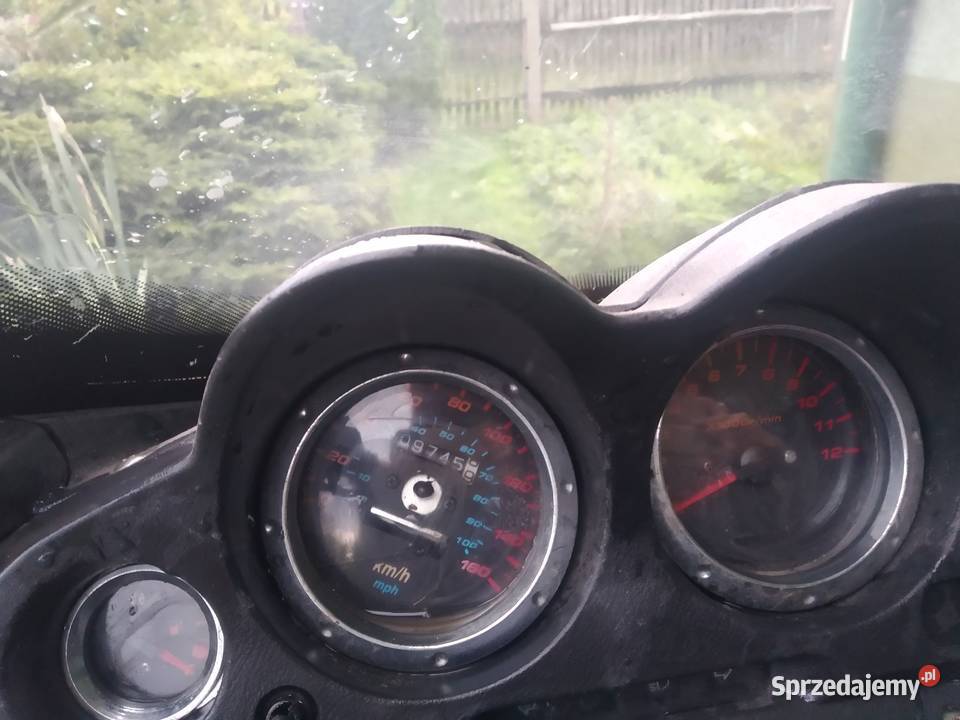 Motocykl Benzhou z 2014 roku 2 kaski i opona Rok produkcji 2014 świętokrzyskie Starachowice