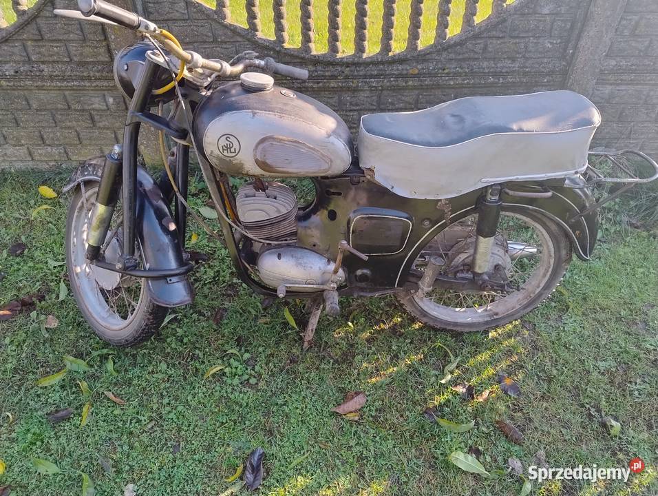 SHL m11 Rok produkcji 1966 Przyłogi