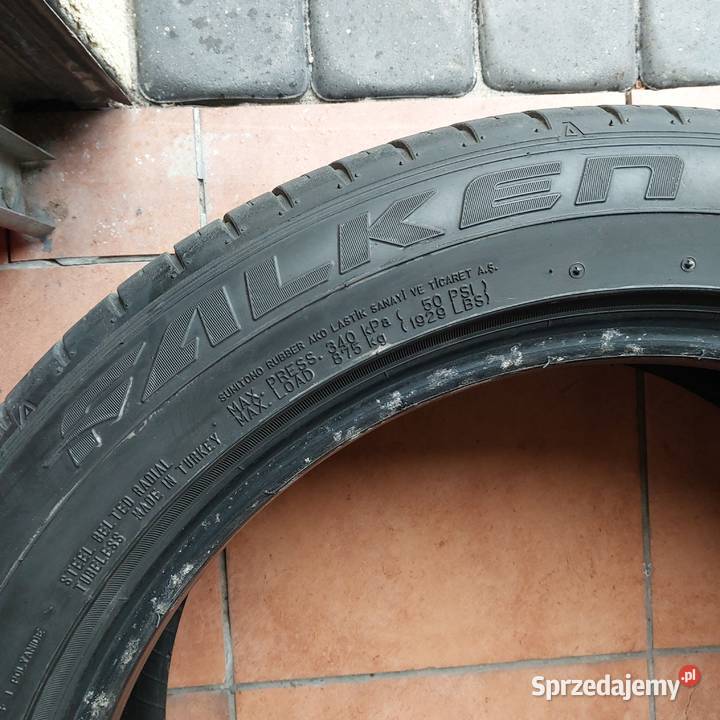 Falken Azenis FR510 SUV 23550R19 komplet Żyrzyn