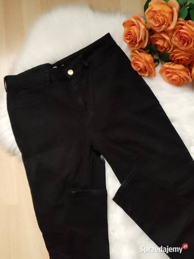 Czarne wąskie spodnie skinny ML Sinsay Olkusz