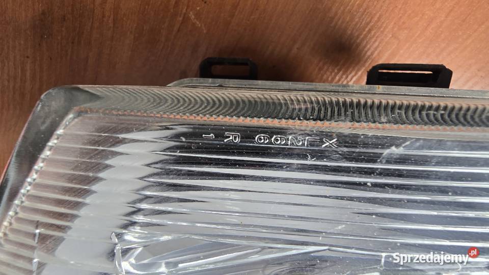 Lampa przód mitshubishi pajero 9799 Lampy przednie Sosnowiec