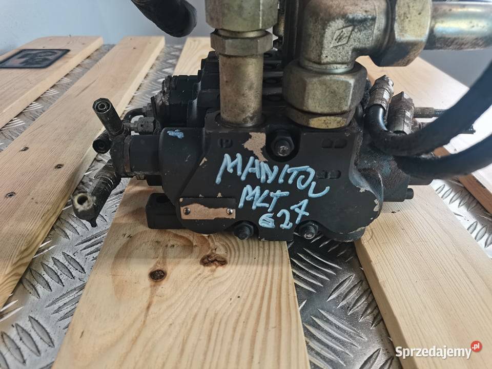 Rozdzielacz hydrauliczny Manitou MLT 627 2006r sprzedam