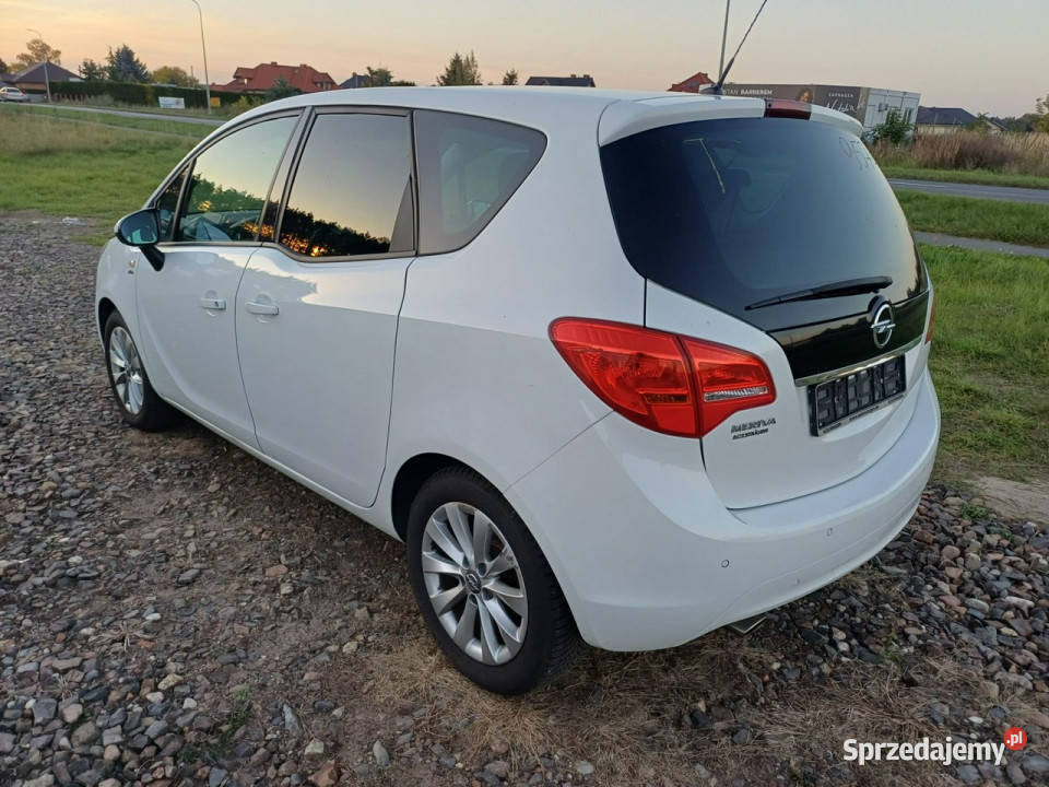 Opel Meriva zadbana bogata wersja GWARANCJA II centralny zamek Łochowo