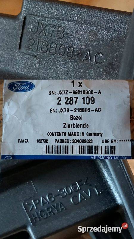 FORD FOCUS 18 ZAŚLEPKA KLAMKI DRZWI PRZEDNICH I wielkopolskie Pleszew