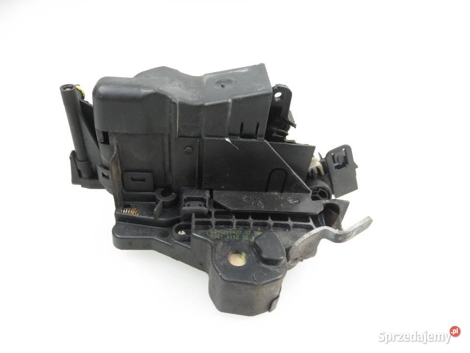 ZAMEK LEWY PRZEDNI MERCEDESBENZ CLK C208 Motoryzacja