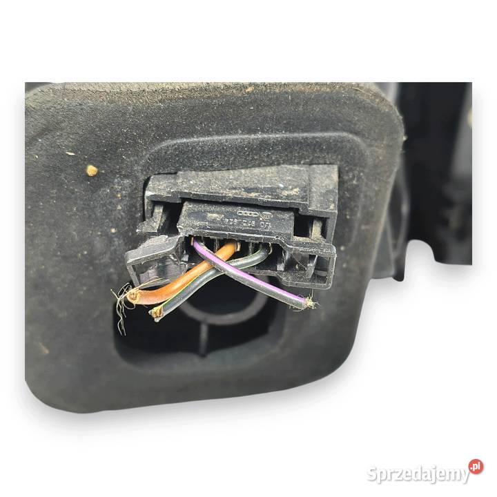 LAMPA PRAWA VW Golf VI HTB 0812 tylna tylnia osobowe Chełm
