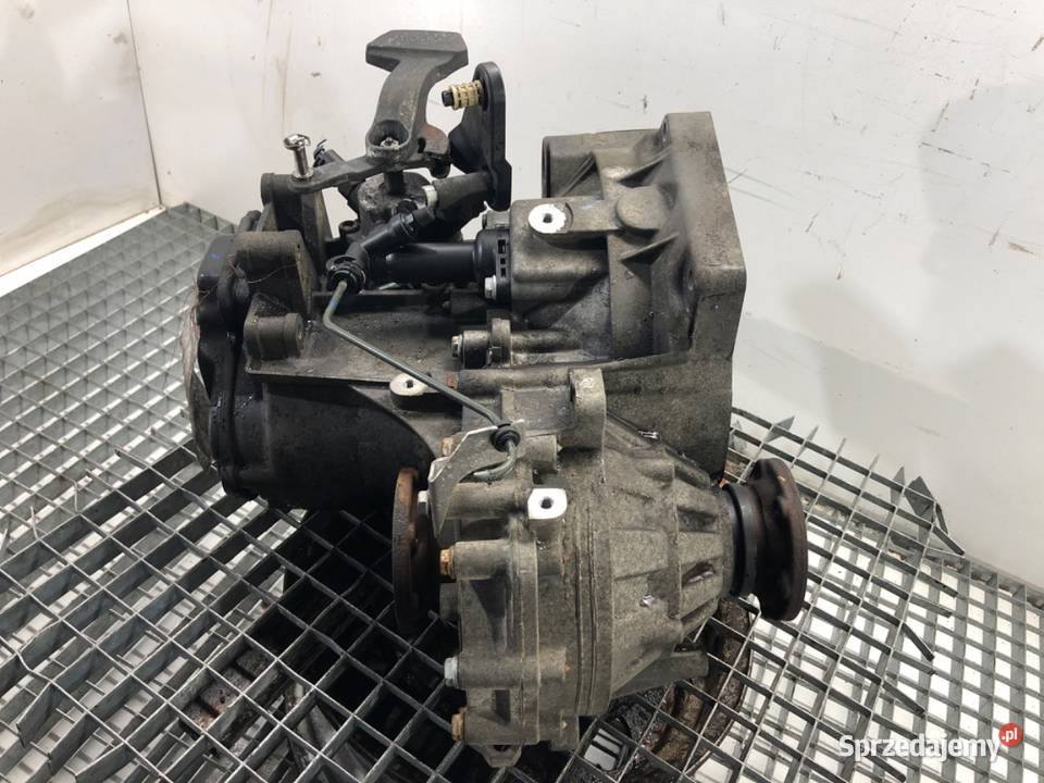 SKRZYNIA BIEGÓW VW GOLF V JCR 19 105 0709