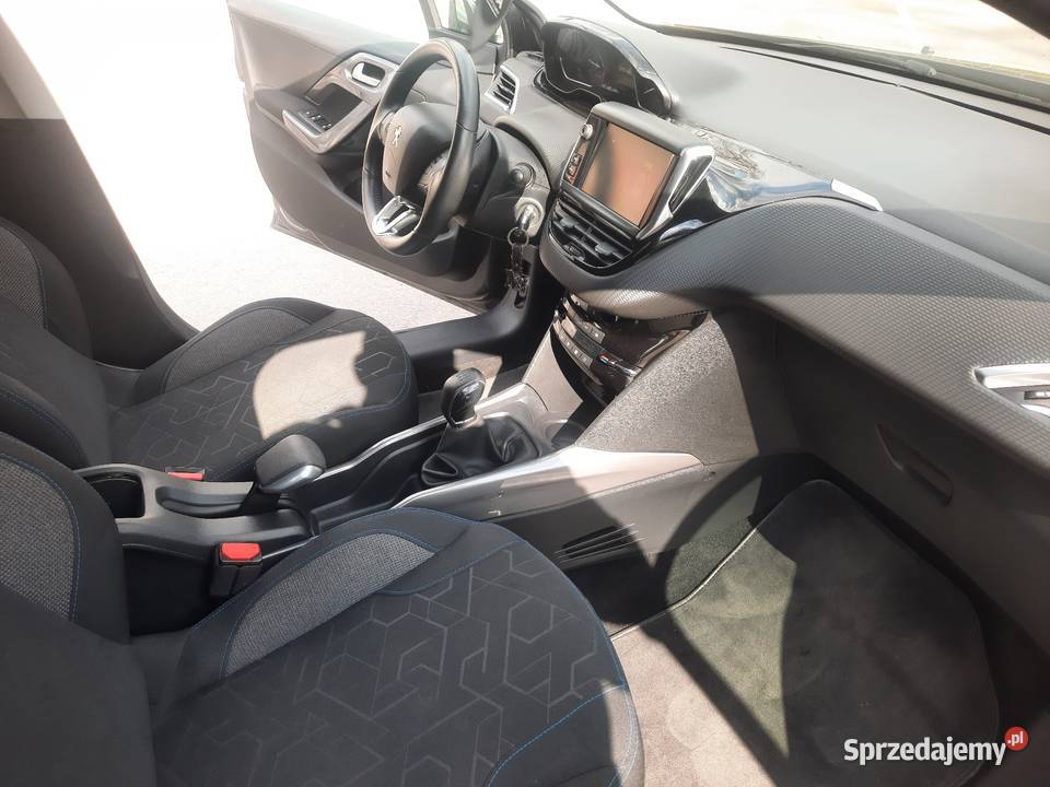 Peugeot 2008 ACTIVE 12PureTech83 43tkm Navi centralny zamek Jaśkowice