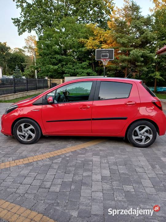 Yaris Hybrid HSD Warszawa sprzedam