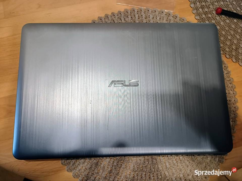 Komputer Asus Wągrowiec