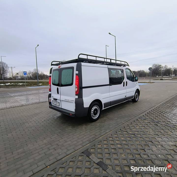 Opel Vivaro brygadówka 6 osób 2013 r 20 CDTI 115 ABS łódzkie