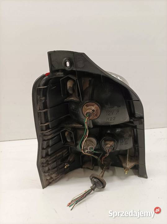LAMPA TYŁ PRAWA EUROPA Mazda Demio I 19962002 osobowe świętokrzyskie