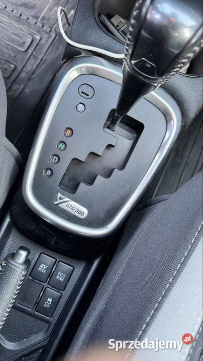 Toyota Yaris Hybrid Y20 Gold Edition serwisowany w ASO Warszawa