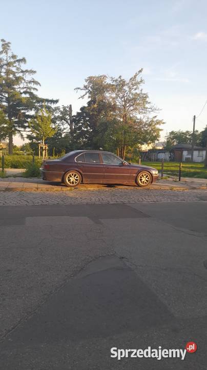 1995 740i E38 LPG technoviolet wielofunkcyjna kierownica Sośnie
