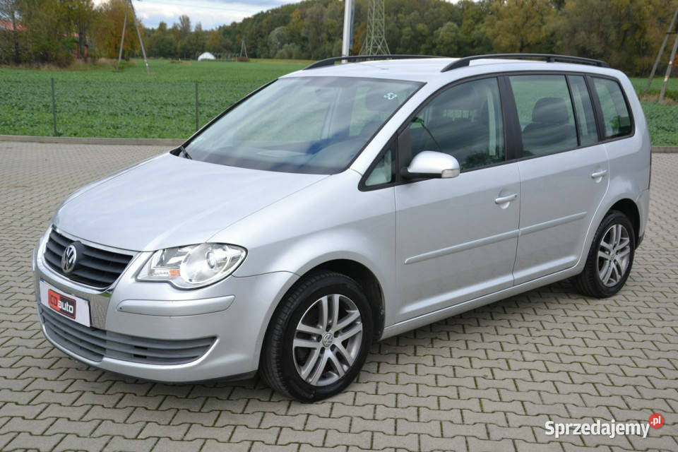 Volkswagen Touran 20 TDI 140 6biegów climatronic Samochody osobowe Kęty