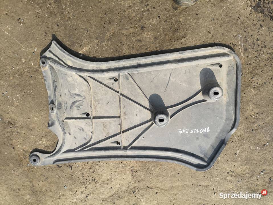OSŁONA PODWOZIA AUDI A5 LEWA 8F0825219 Przystajń