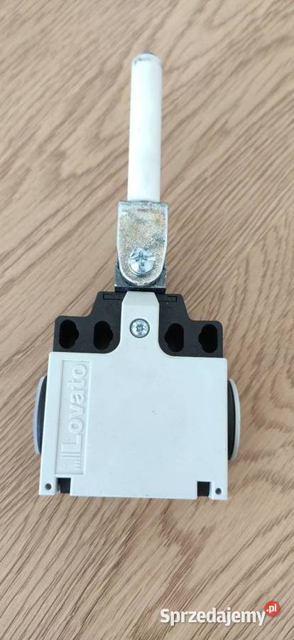 LOVATO WYŁĄCZNIK KRAŃCOWY