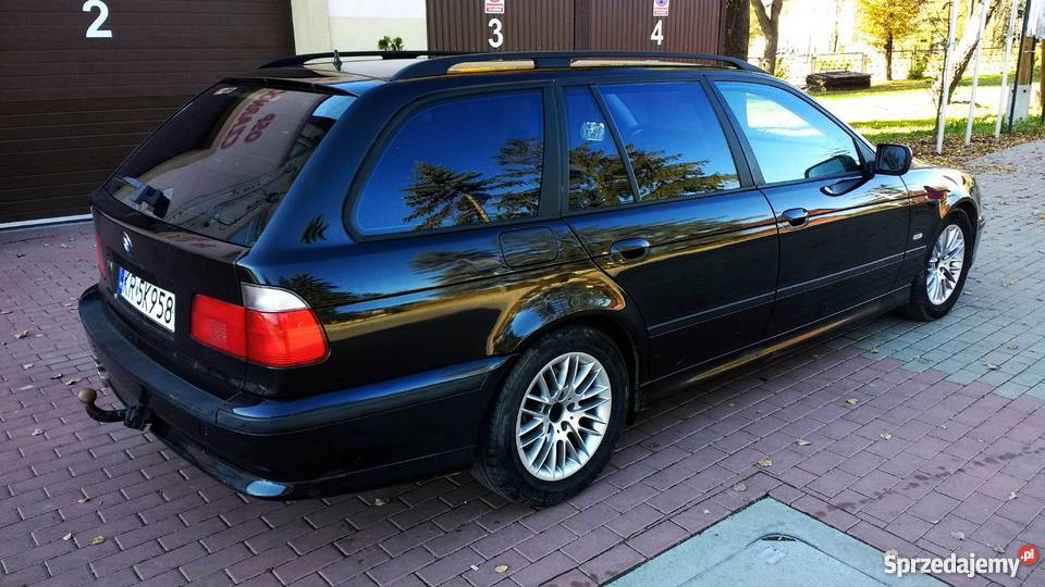 BMW E39 528i COSMOSSCHWARZ METALLIC nieuszkodzony małopolskie Wieliczka