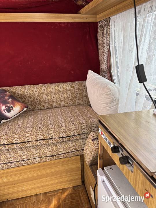 Przyczepa kempingowa Niewiadów N126e Marki
