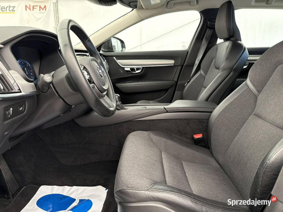 Volvo V90 20 D4190 Momentum Salon Faktura VAT centralny zamek