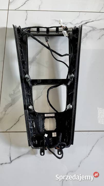 Panel tunel środkowy cla a c118 w177 pełny osobowe Sulechów